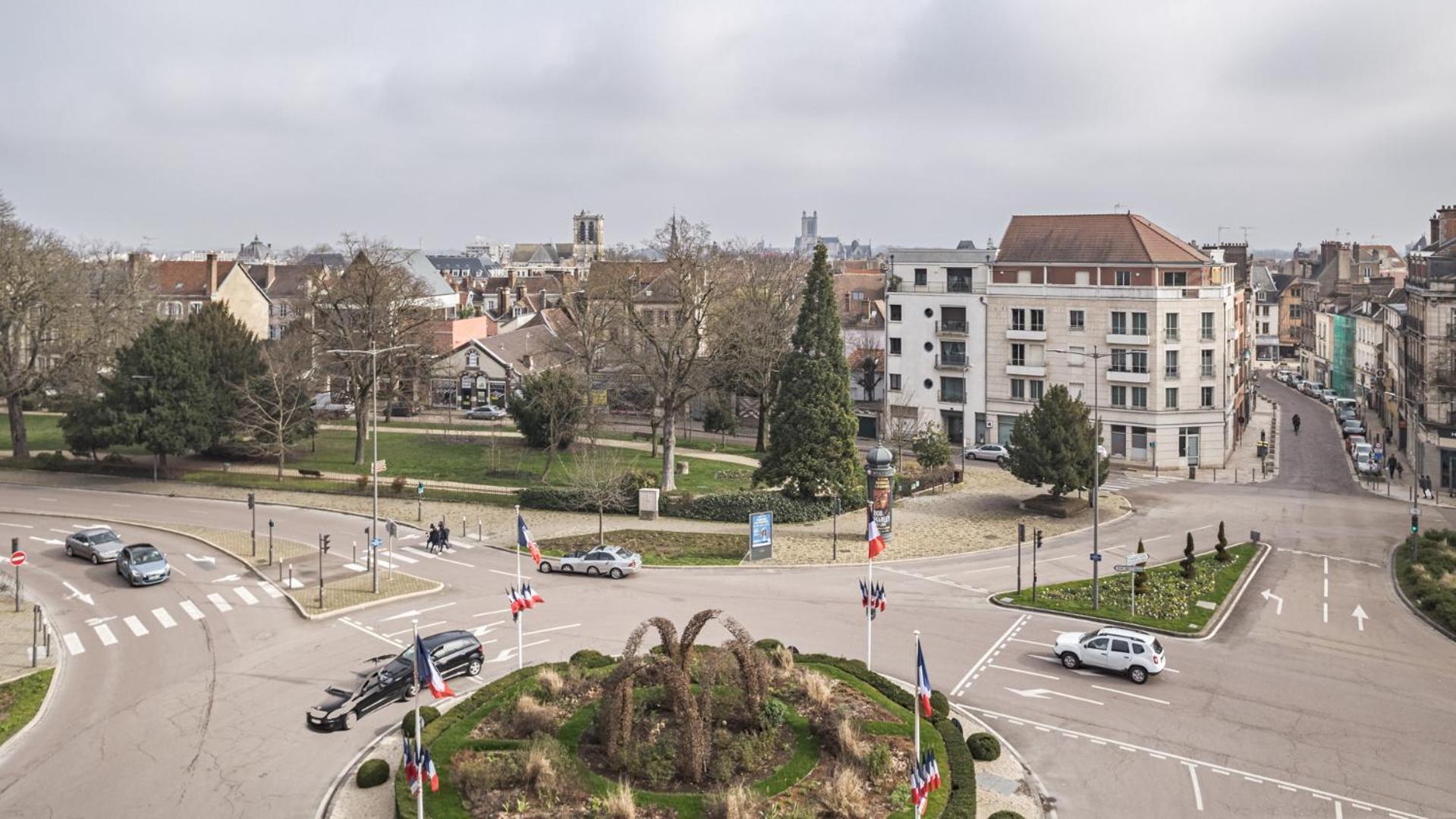 Le Balcon Troyen - Proche Hypercentre - 4 Pers. Apartment Troyes Bagian luar foto